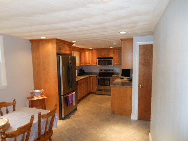 49 Lyndon Road Sharon, MA 02067 - Photo 5 of 16
