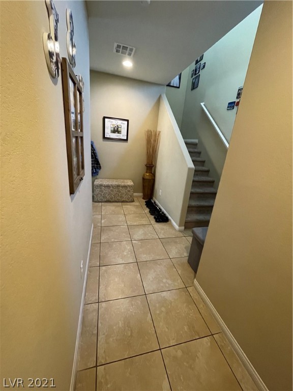 27 Sirius Ridge Way Las Vegas, NV 89183 - Photo 6 of 28 Gallery Image 6