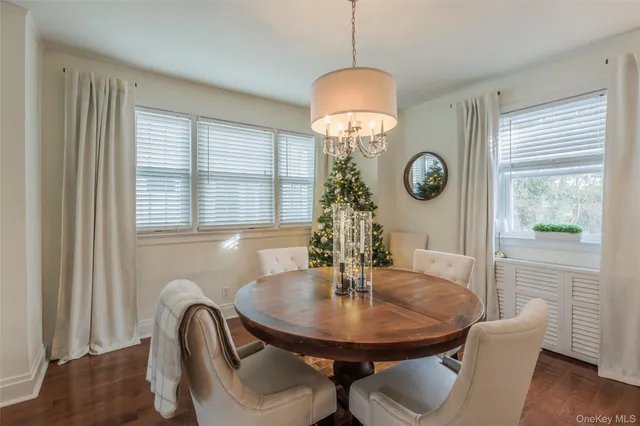 $799,000 | 31 Jacobson Avenue, Huntington, NY 11743