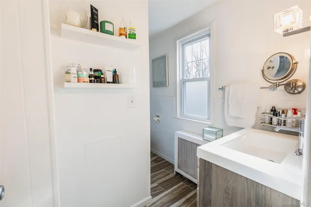 $799,000 | 31 Jacobson Avenue, Huntington, NY 11743