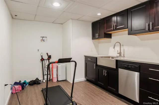 $799,000 | 31 Jacobson Avenue, Huntington, NY 11743