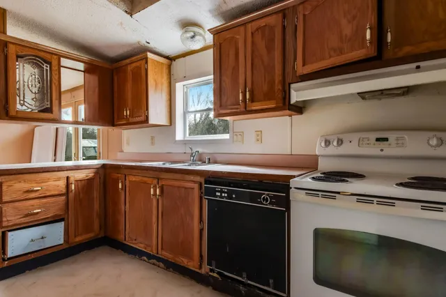 $157,900 | 13189 State Road 70, Couderay, WI 54828