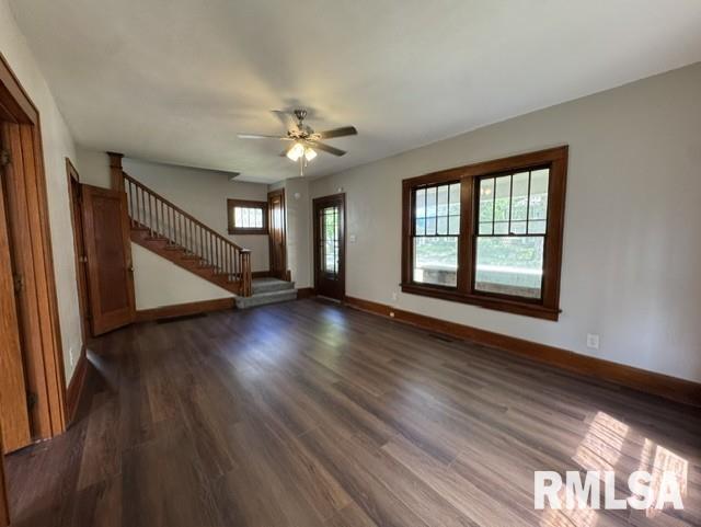 1119 South MacArthur Boulevard Springfield, IL 62704 - Photo 2 of 25
