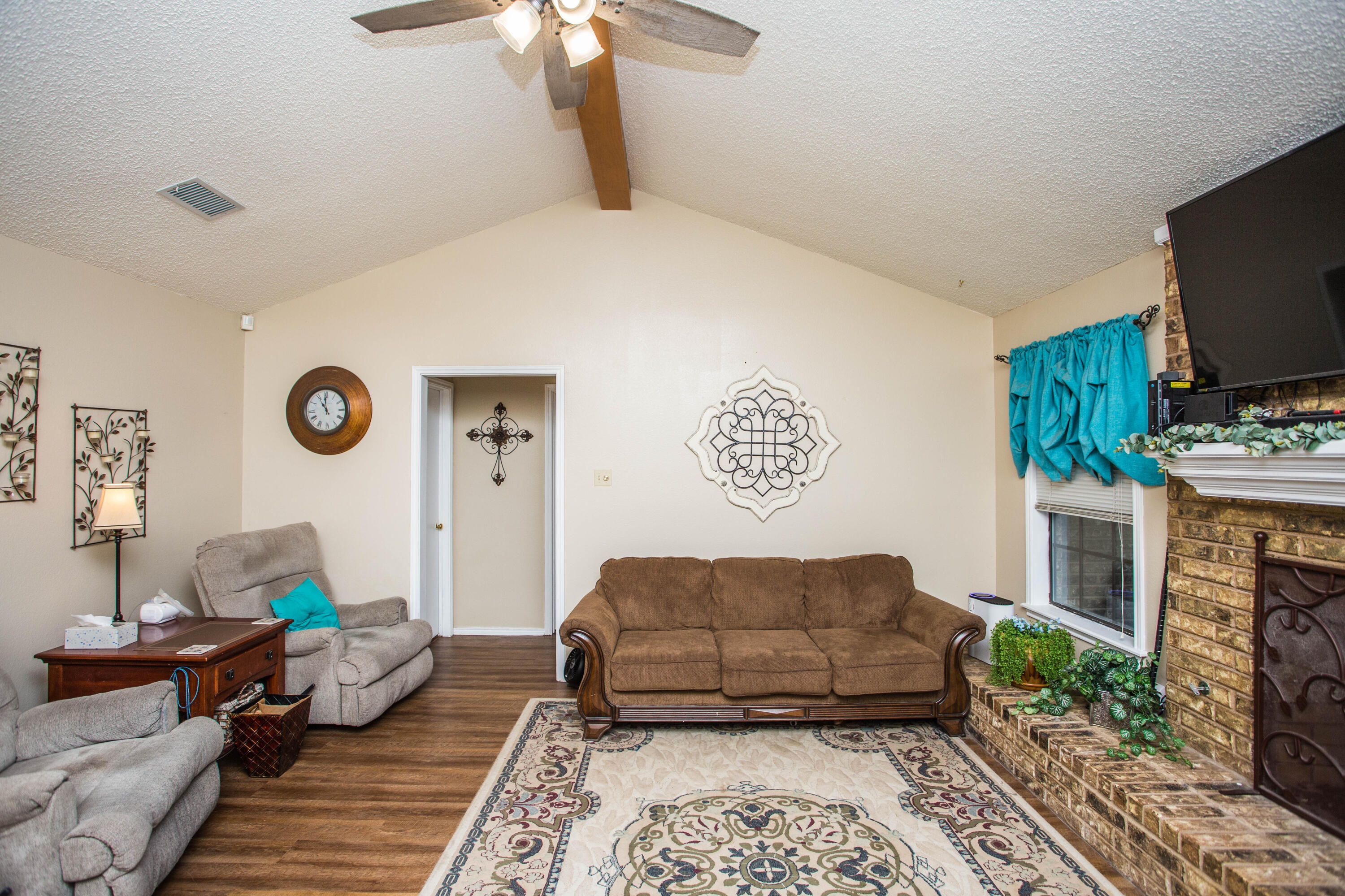 6030 72nd Street Lubbock, TX 79424 - Photo 10 of 33 5V2A3663