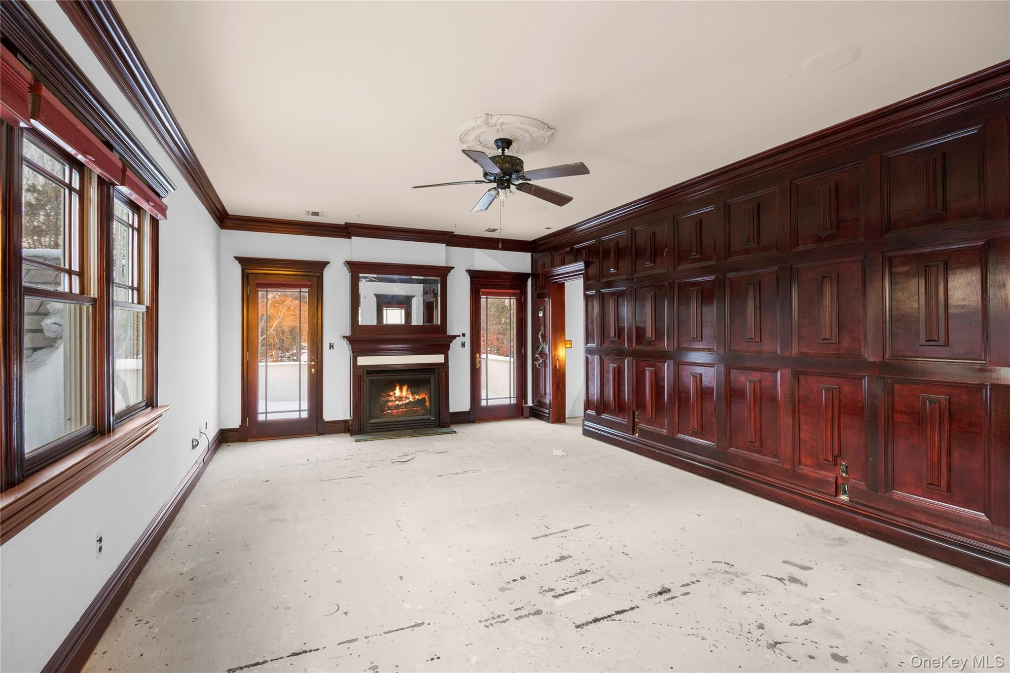 161 Seaman Neck Road Dix Hills, NY 11746 - Photo 17 of 50