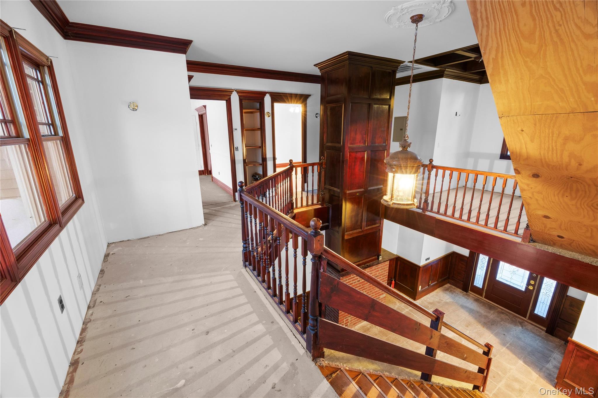 161 Seaman Neck Road Dix Hills, NY 11746 - Photo 25 of 50