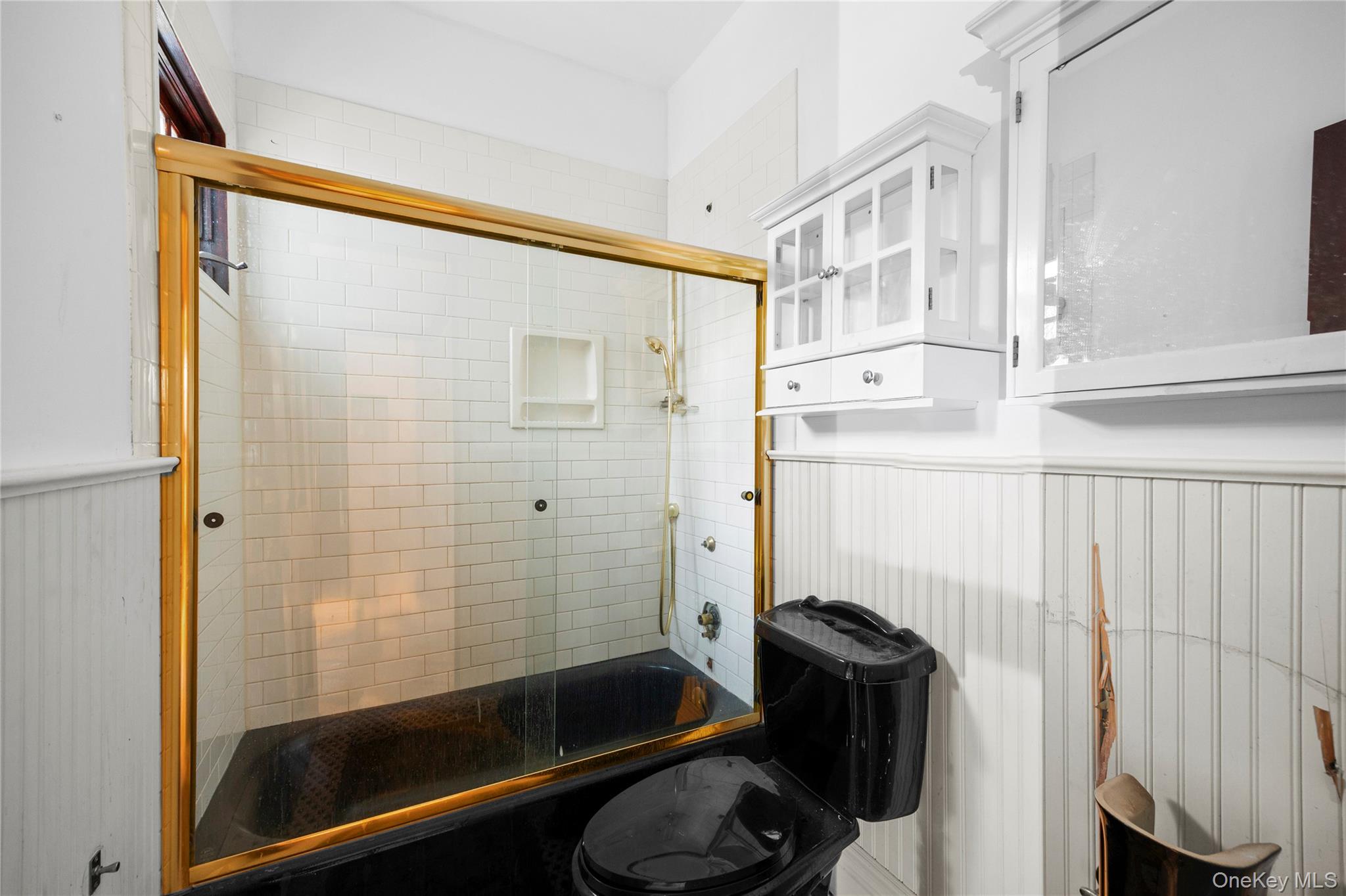 161 Seaman Neck Road Dix Hills, NY 11746 - Photo 35 of 50