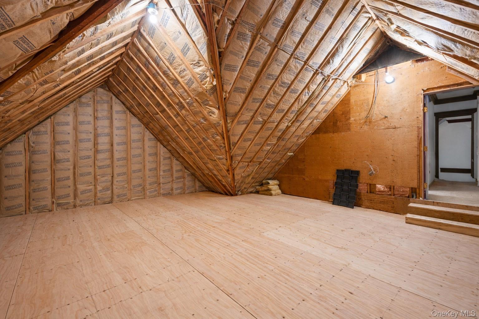 161 Seaman Neck Road Dix Hills, NY 11746 - Photo 37 of 50