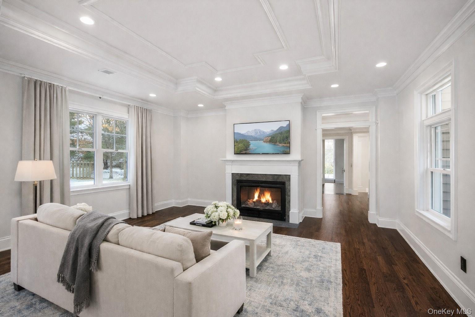 161 Seaman Neck Road Dix Hills, NY 11746 - Photo 9 of 50