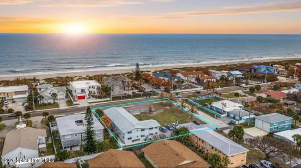 $1,700 | 888 South Atlantic Avenue, Unit 5, Cocoa Beach, FL 32931