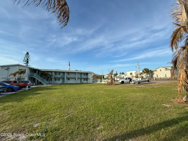 $1,700 | 888 South Atlantic Avenue, Unit 5, Cocoa Beach, FL 32931