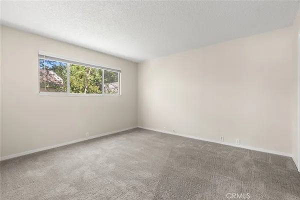 $218,000 | 555 Vallombrosa Avenue, Unit 86, Chico, CA 95926