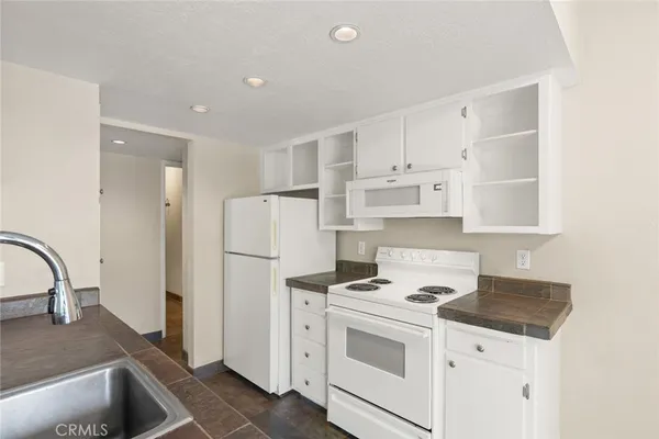 $218,000 | 555 Vallombrosa Avenue, Unit 86, Chico, CA 95926