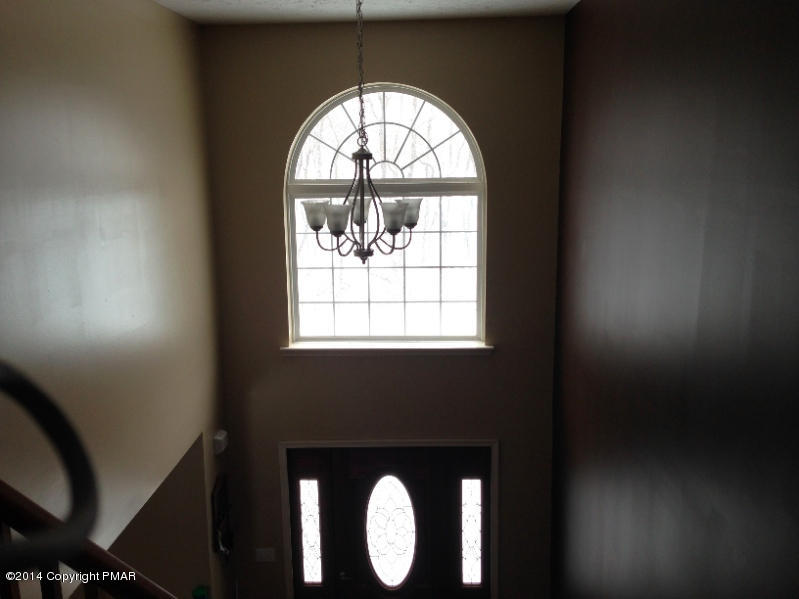 1148 Sunside Road Long Pond, PA 18334 - Photo 19 of 20 an empty room with a window