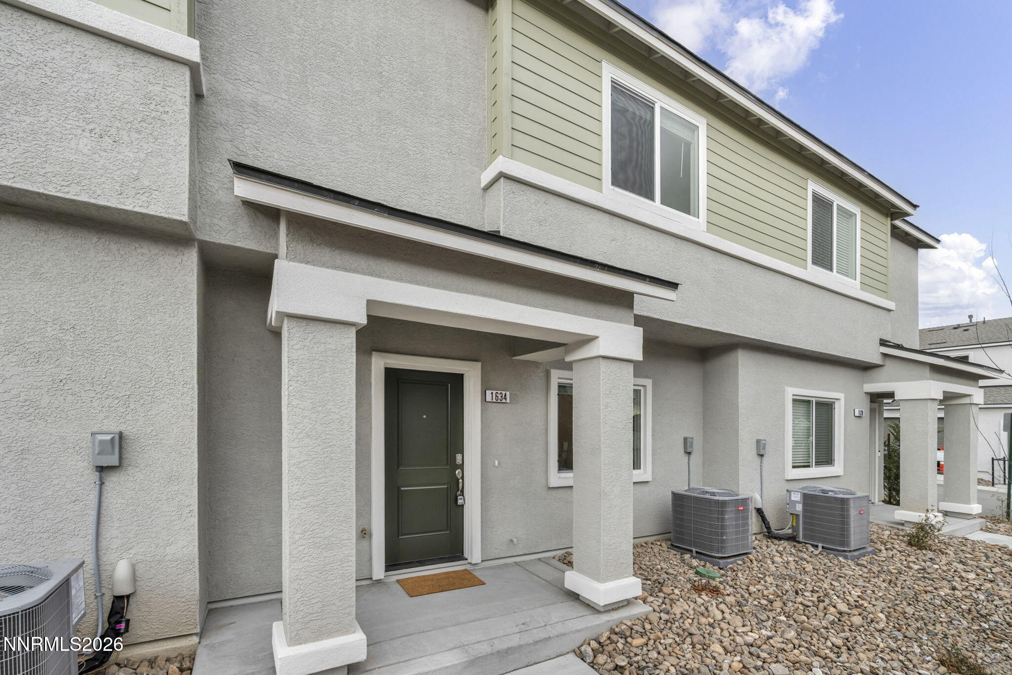 1634 Icelandic Way Reno, NV 89523 - Photo 2 of 49 a front view of a house
