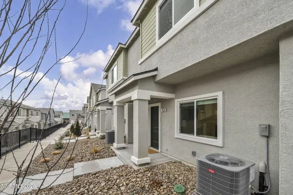 $3,995 | 1634 Icelandic Way, Reno, NV 89523