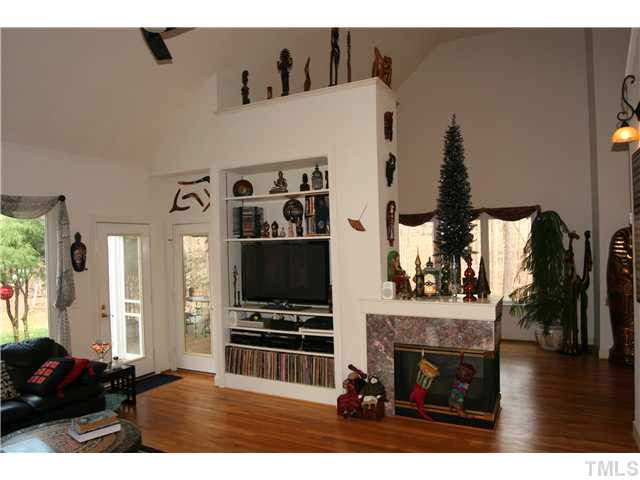 12024 Pembridge Lane Raleigh, NC 27613 - Photo 3 of 25 Photo 3
