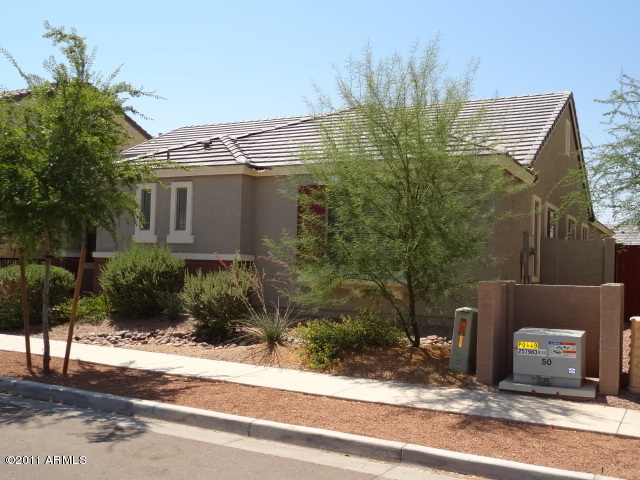 3299 East Franklin Avenue Gilbert, AZ 85295 - Photo 1 of 37 023-324396 FRONT ALTERNATE