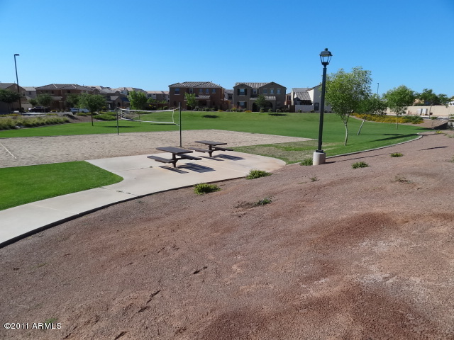 3299 East Franklin Avenue Gilbert, AZ 85295 - Photo 15 of 37 023-324396 COMMON AREA