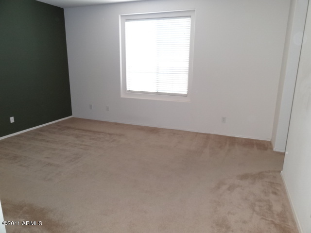 3299 East Franklin Avenue Gilbert, AZ 85295 - Photo 25 of 37 023-324396 (21)