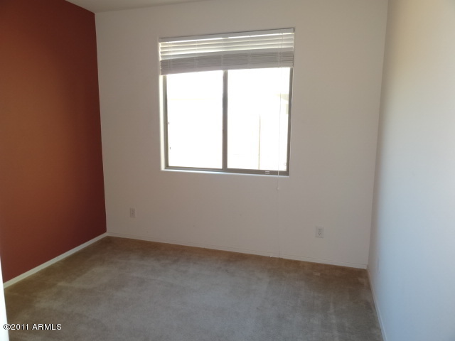3299 East Franklin Avenue Gilbert, AZ 85295 - Photo 37 of 37 023-324396 BEDROOM