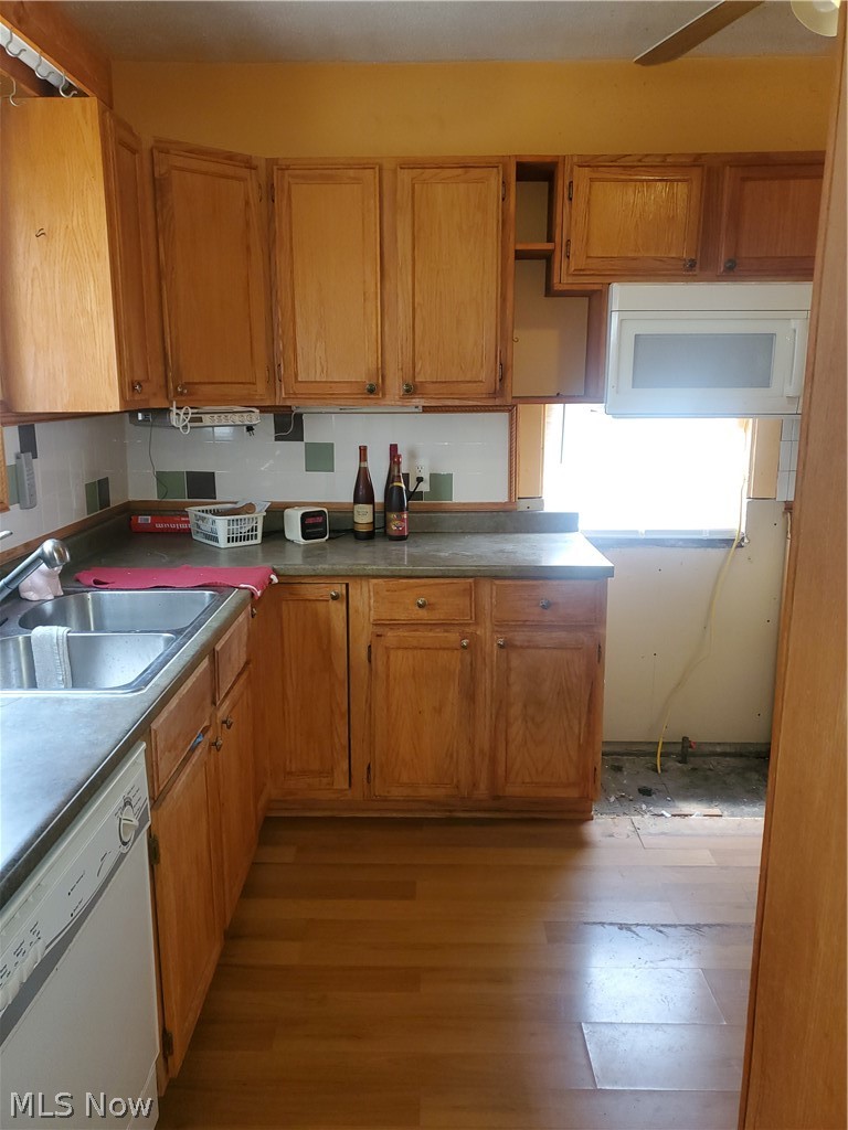 1439 Clermont Road Cleveland, OH 44110 - Photo 8 of 22