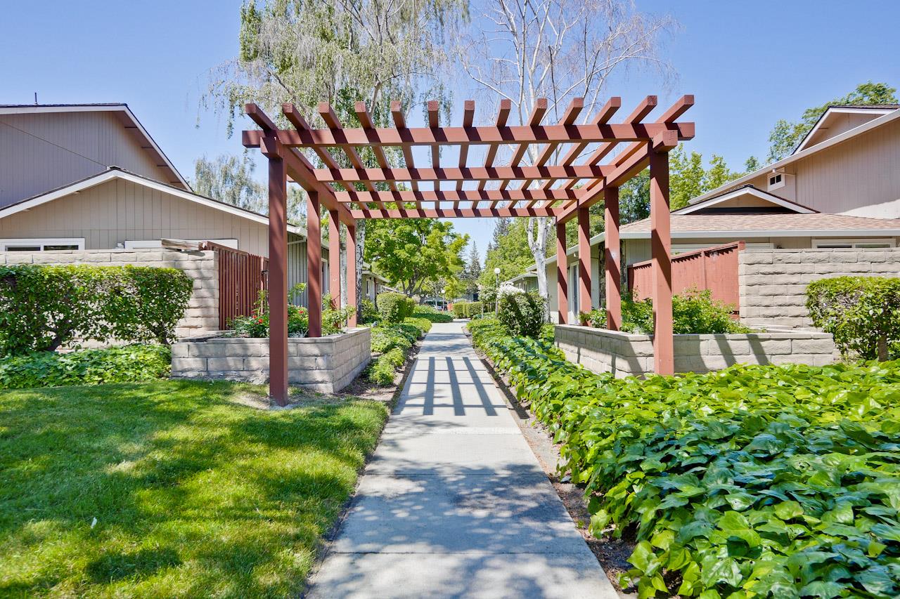 1133 Reed Avenue, Unit B Sunnyvale, CA 94086 - Photo 19 of 33