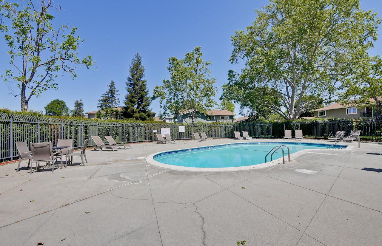 1133 Reed Avenue, Unit B Sunnyvale, CA 94086 - Photo 25 of 33