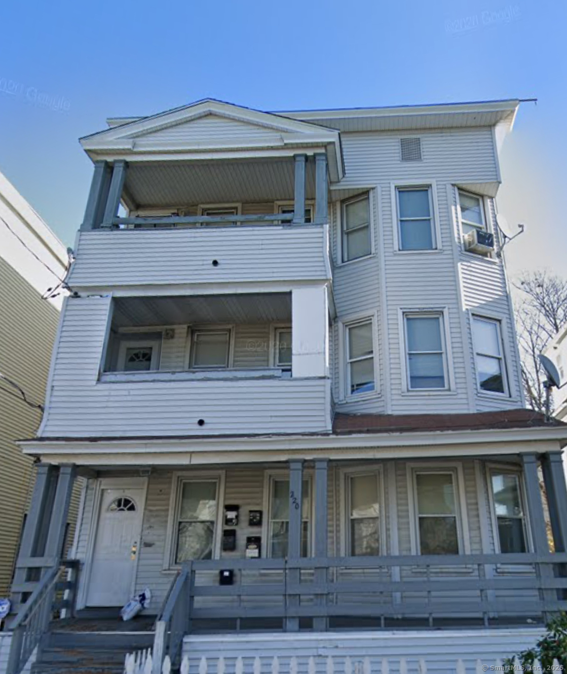 220 Sheridan Street, Unit 4 Bridgeport, CT 06610 - Photo 1 of 1 a top view of a building