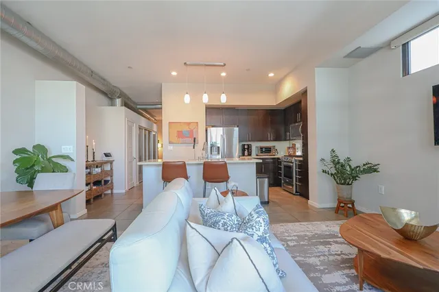 $500,000 | 133 The Promenade North, Unit 334, Long Beach, CA 90802