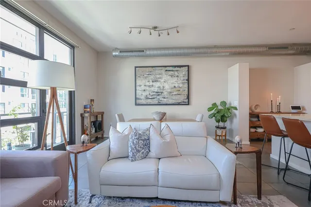 $500,000 | 133 The Promenade North, Unit 334, Long Beach, CA 90802
