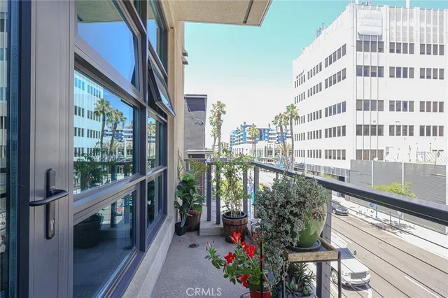 $500,000 | 133 The Promenade North, Unit 334, Long Beach, CA 90802