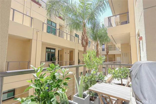 $500,000 | 133 The Promenade North, Unit 334, Long Beach, CA 90802
