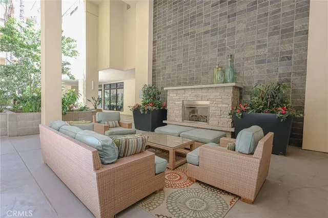 $500,000 | 133 The Promenade North, Unit 334, Long Beach, CA 90802