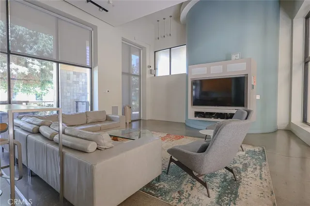 $500,000 | 133 The Promenade North, Unit 334, Long Beach, CA 90802