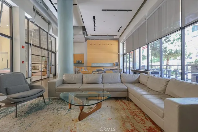 $500,000 | 133 The Promenade North, Unit 334, Long Beach, CA 90802