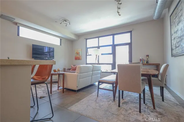 $500,000 | 133 The Promenade North, Unit 334, Long Beach, CA 90802