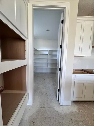 $708,348 | 4218 West 158th Terrace, Overland Park, KS 66224