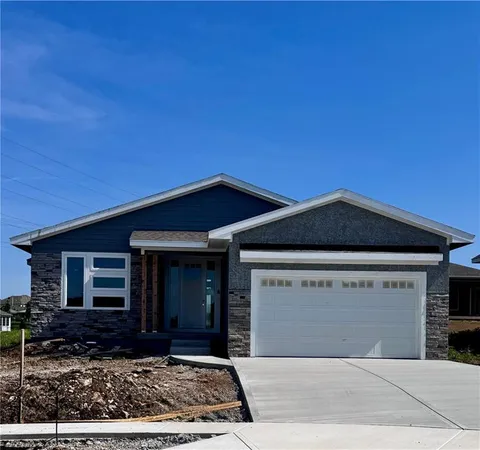 $704,348 | 4218 West 158th Terrace, Overland Park, KS 66224