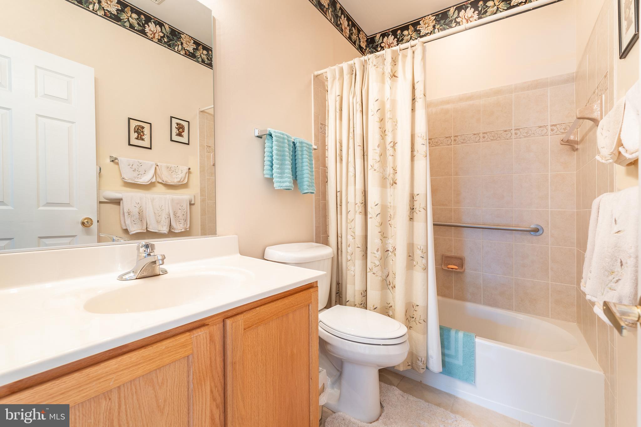 13574 Ryton Ridge Lane Gainesville, VA 20155 - Photo 17 of 38 Bath 2