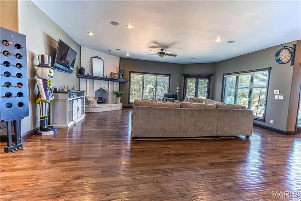 $1,800,000 | 6708 Brown Lane, Poplar Bluff, MO 63901