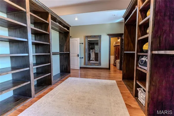 $1,800,000 | 6708 Brown Lane, Poplar Bluff, MO 63901