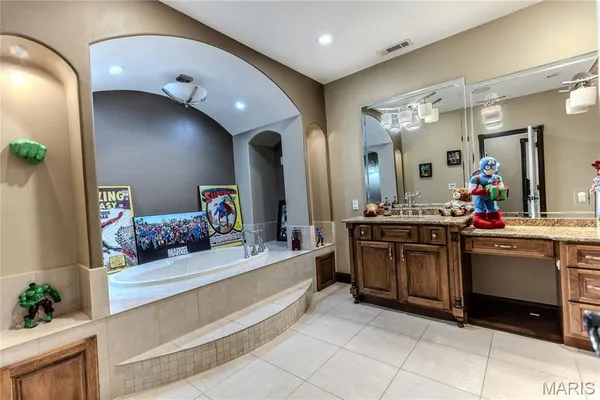 $1,800,000 | 6708 Brown Lane, Poplar Bluff, MO 63901