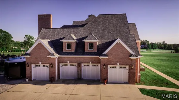 $1,800,000 | 6708 Brown Lane, Poplar Bluff, MO 63901