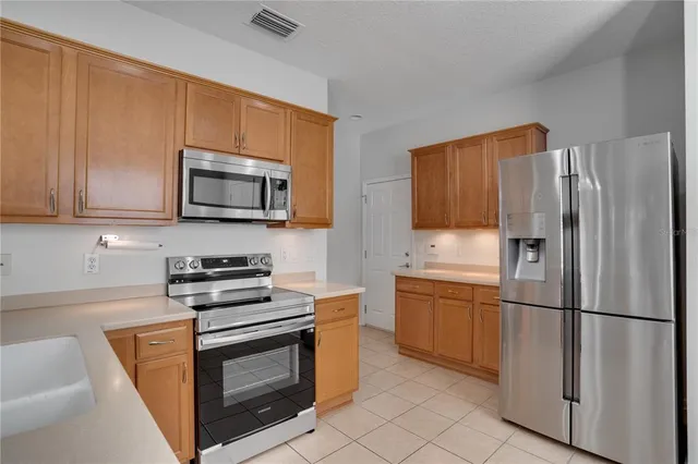 $2,100 | 2219 Snow Flake Place, Riverview, FL 33578