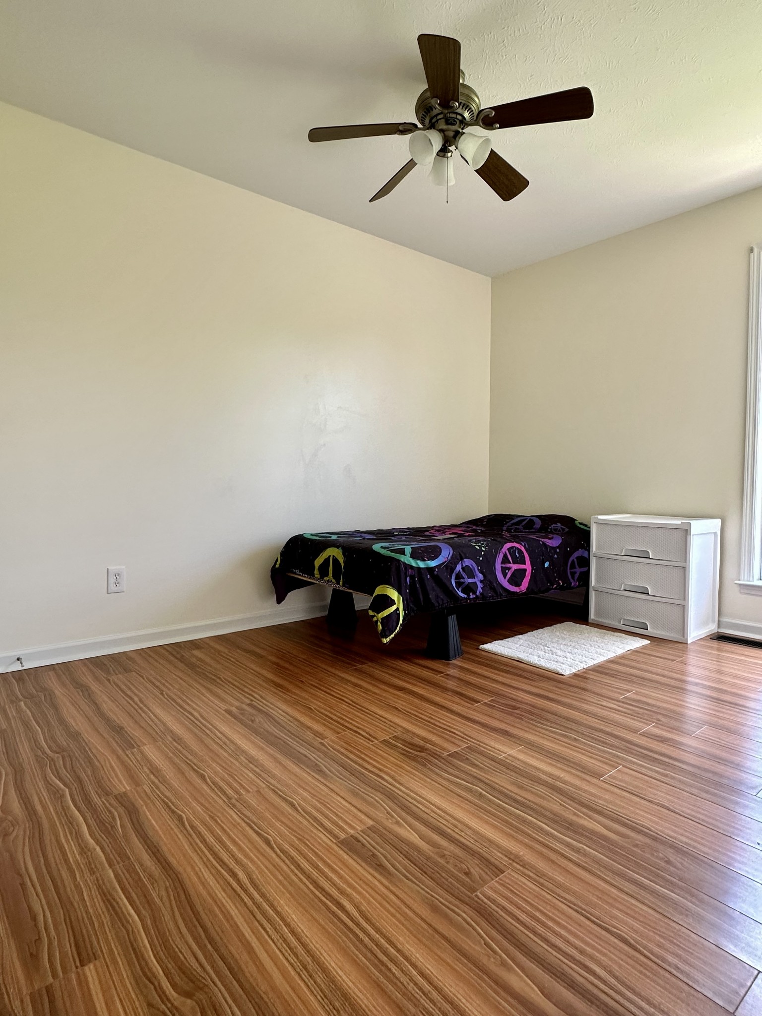 26 Ridgeline Drive Fayetteville, TN 37334 - Photo 27 of 39 a view of a room with wooden floor and ceiling fan