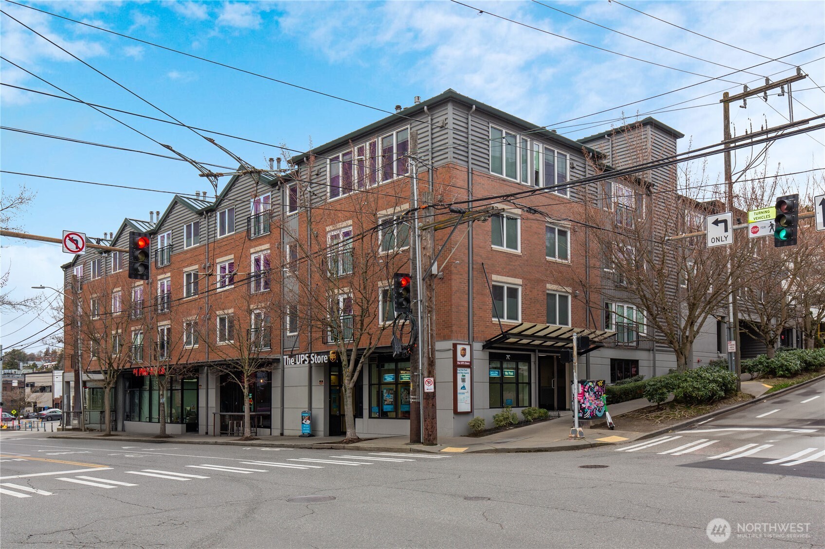 701 1st Avenue North, Unit 302 Seattle, WA 98109 - Photo 1 of 1