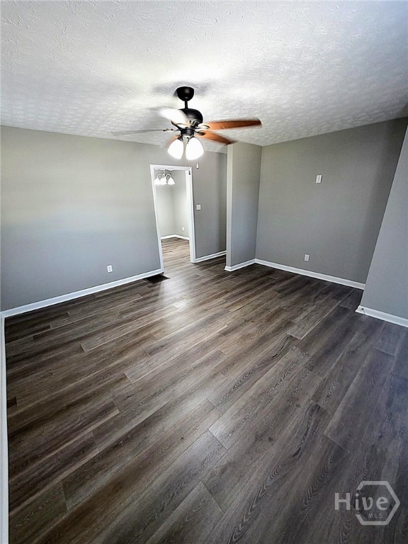 1283 Kesler Road Winder, GA 30680 - Photo 3 of 23