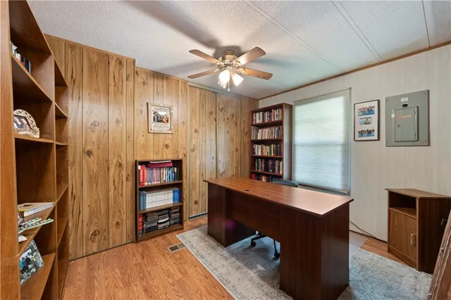 $87,500 | 816 South 2nd Street, Independence, KS 67301