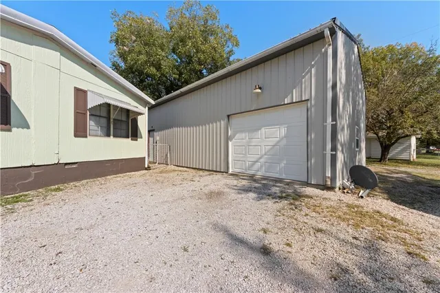 $87,500 | 816 South 2nd Street, Independence, KS 67301